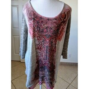 Energe World Wear Women Size Large Crimson Abstract 3/4 Sleeve Casual Top‎